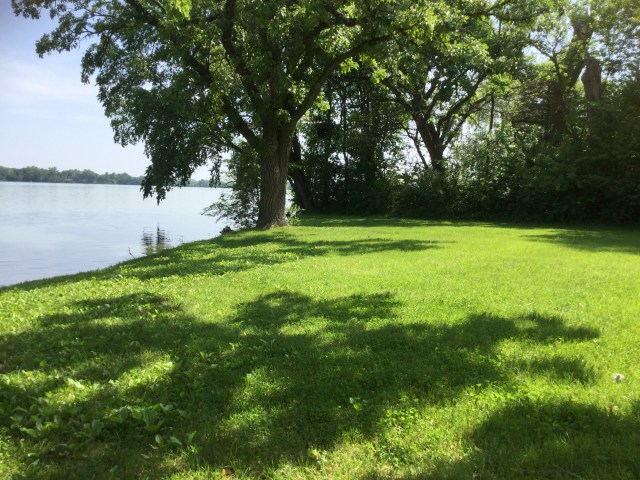 2B129CD5-D012-4E53-9F9E-B4C1899B8E94