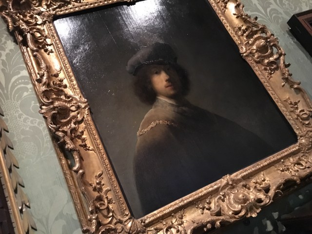 153D8F33-A21B-4FC4-B681-0DB720926B08